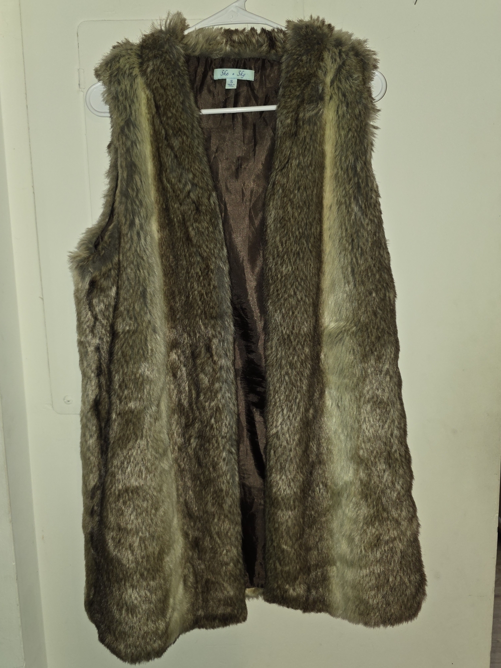 She + Sky Olive Faux Fur Sleeveless Vest